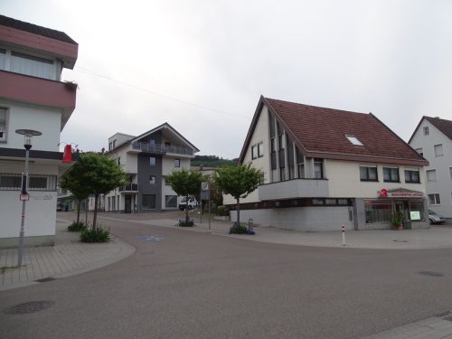 Einmündung Dreißentalstraße Apotheke - heute
